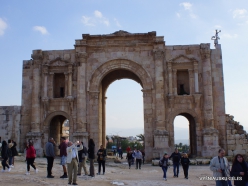 Jerash. Greco-Romanian city of Gearsa. Arch of Hadrian (3)